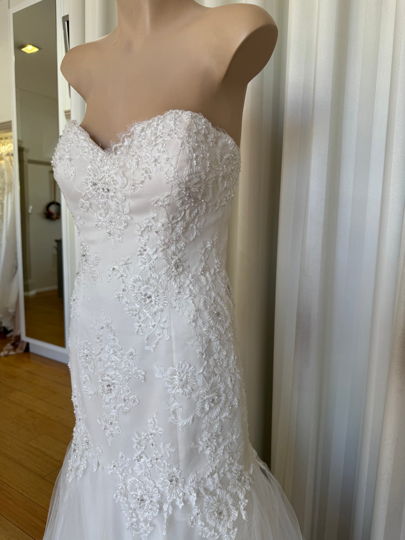 Anika Silk White English Lace Wedding Dress Size 10