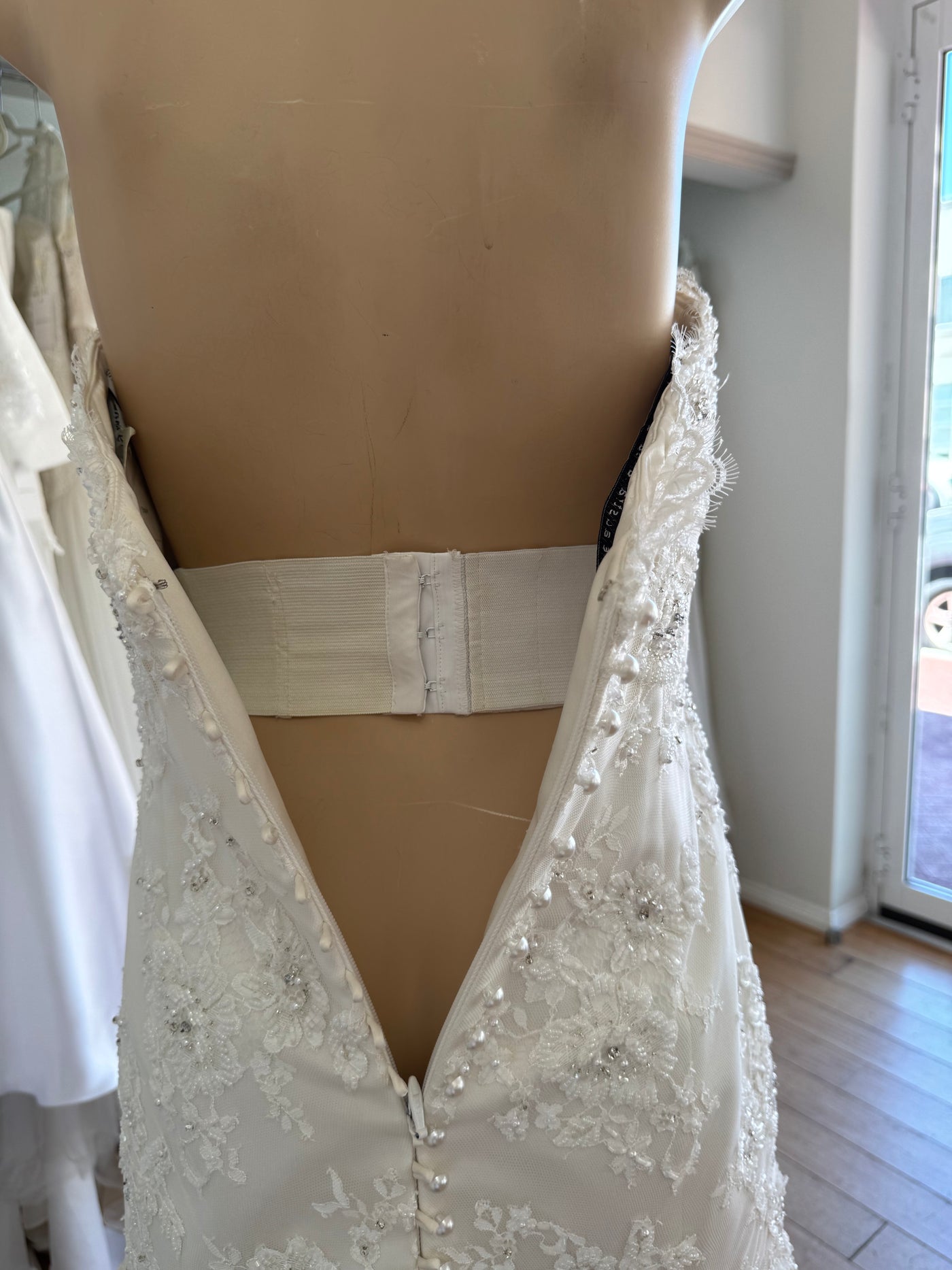 Anika Silk White English Lace Wedding Dress Size 10