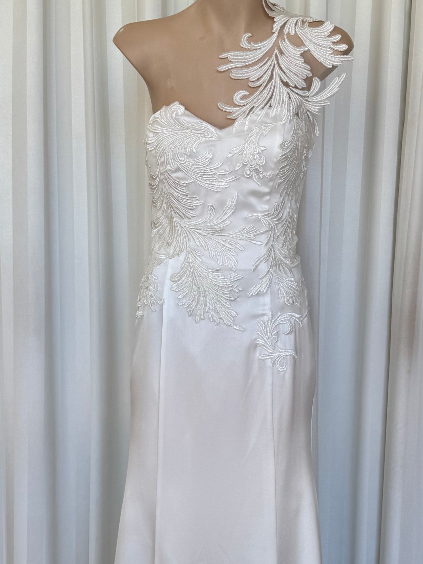 Samantha Silk White Satin wedding dress Size 10